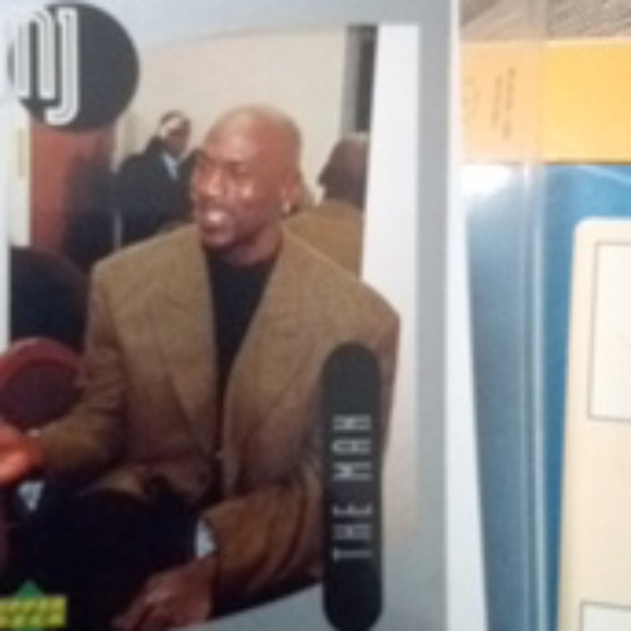 Trading cards - Picture 8 of 8